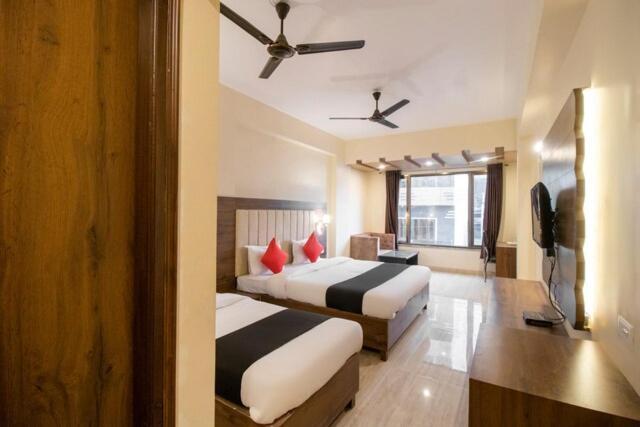 Rudraksh Varanasi