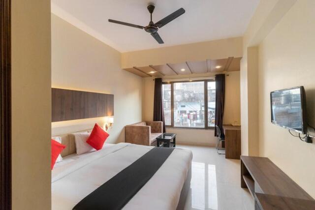 Hotel Rudraksh *